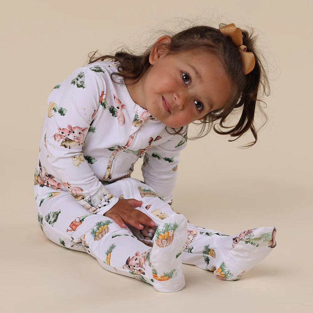 Organic Snuggle Sleepsuit Zip Footie | Farm