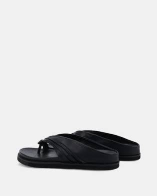 Kass Slide | Black