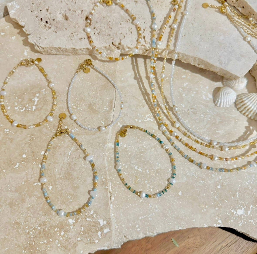 Mile - Necklace : Gold Stainless Steel / Pearly White / Adult Necklace 40-45cm
