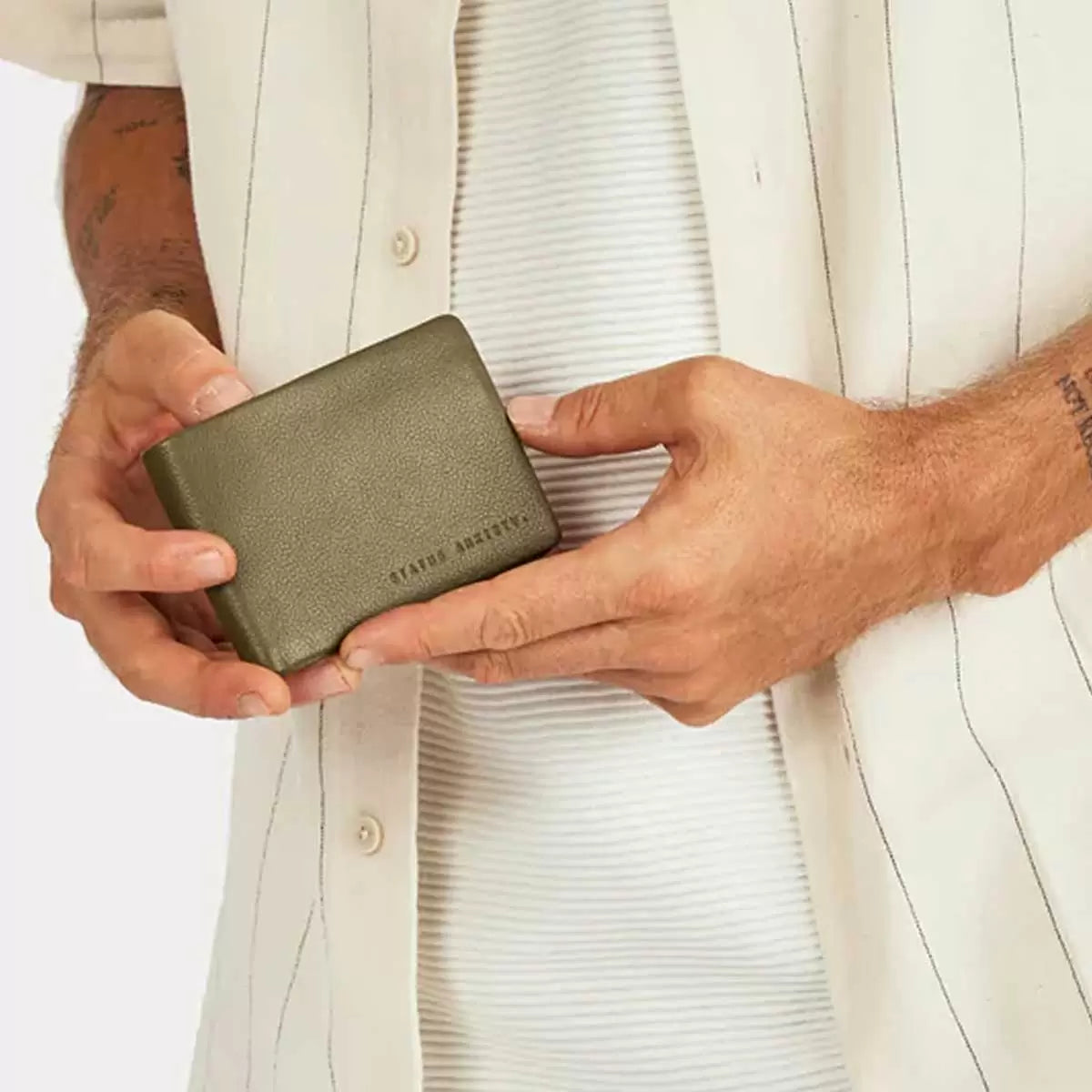 Jonah Wallet | Khaki