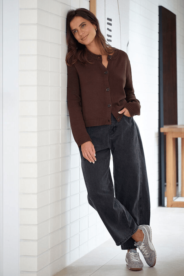 DARTED BARREL JEAN