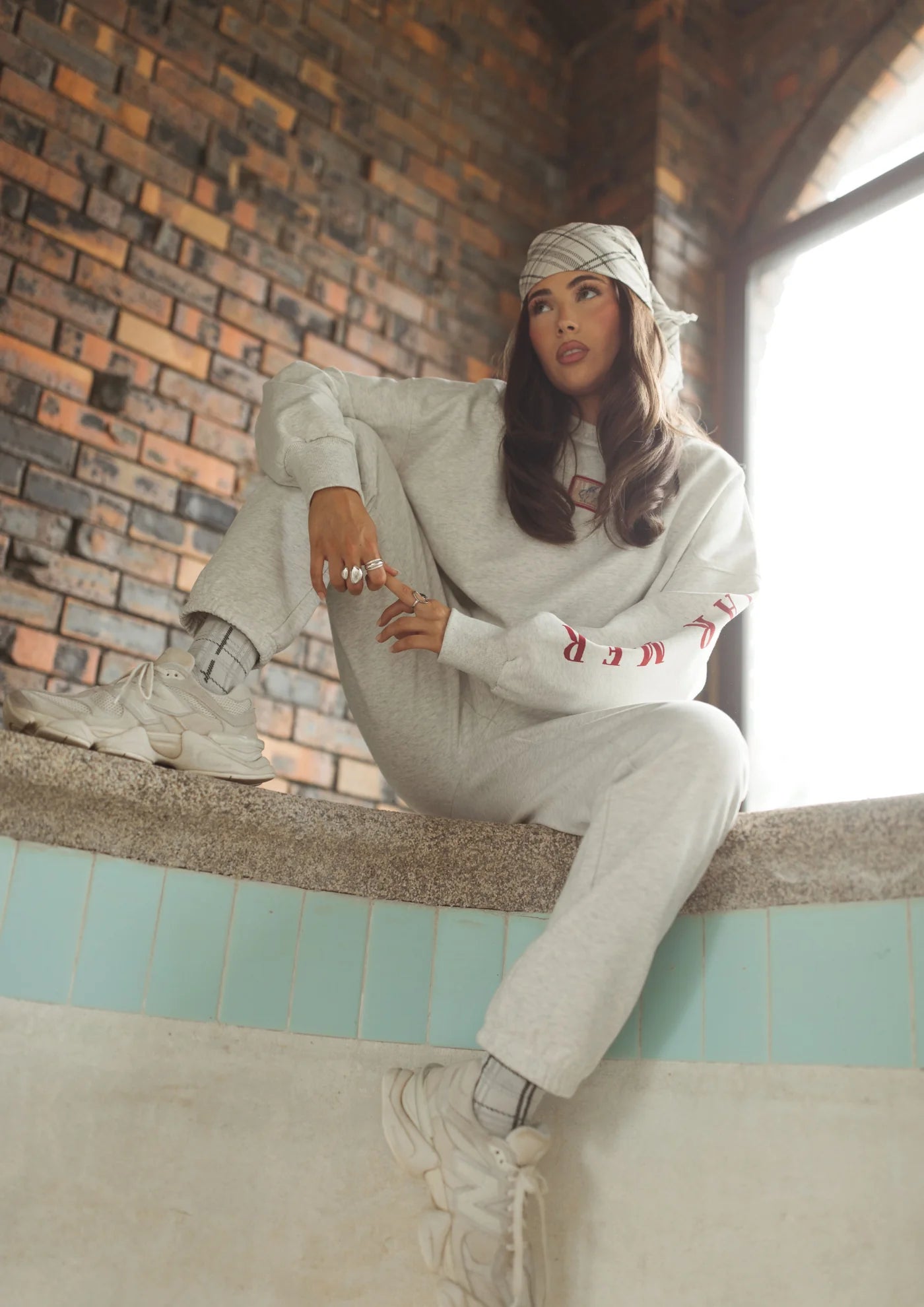 FAR MER Bronc Patch Track Top
