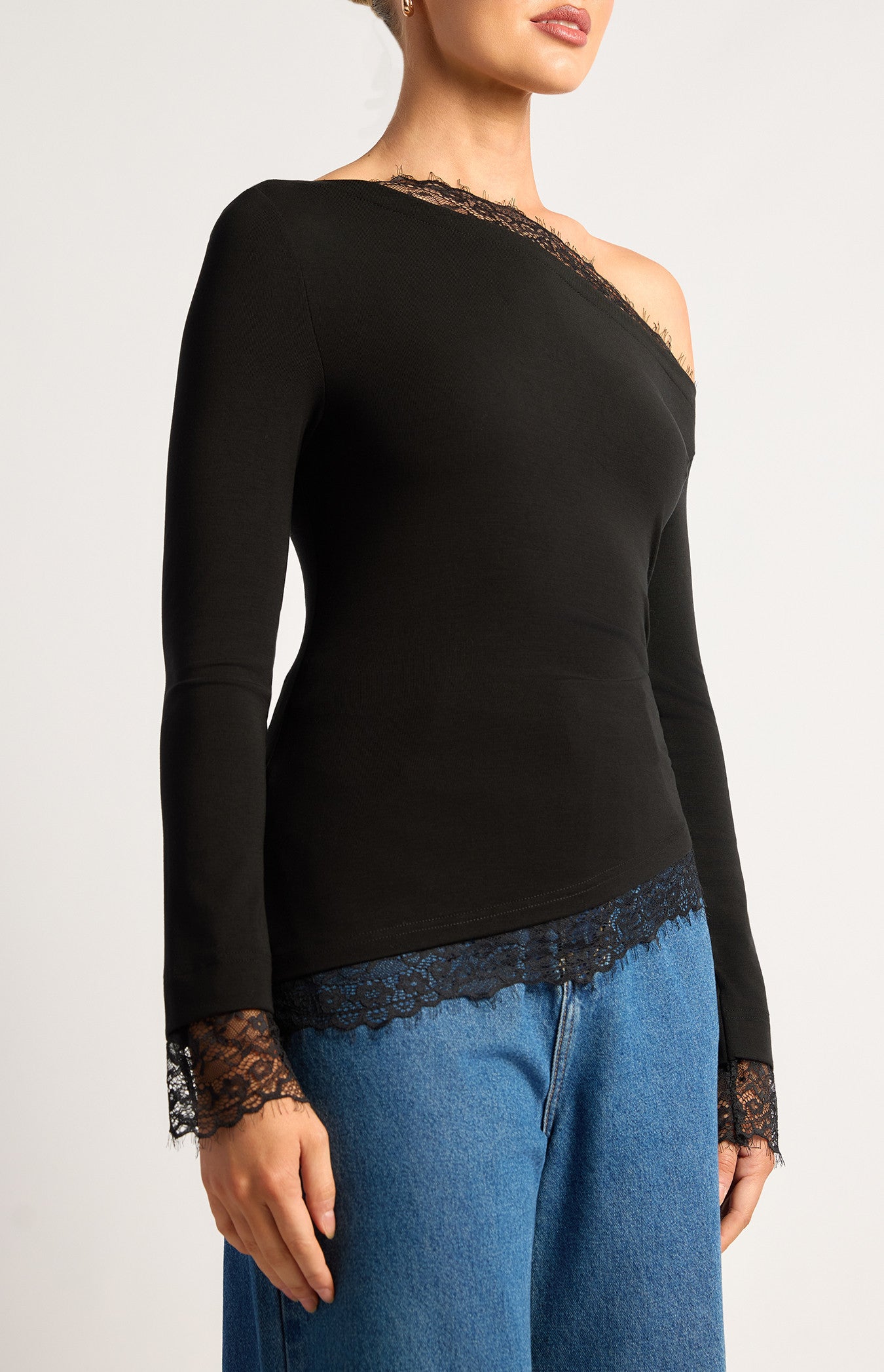 Adeline Asymmetric Top