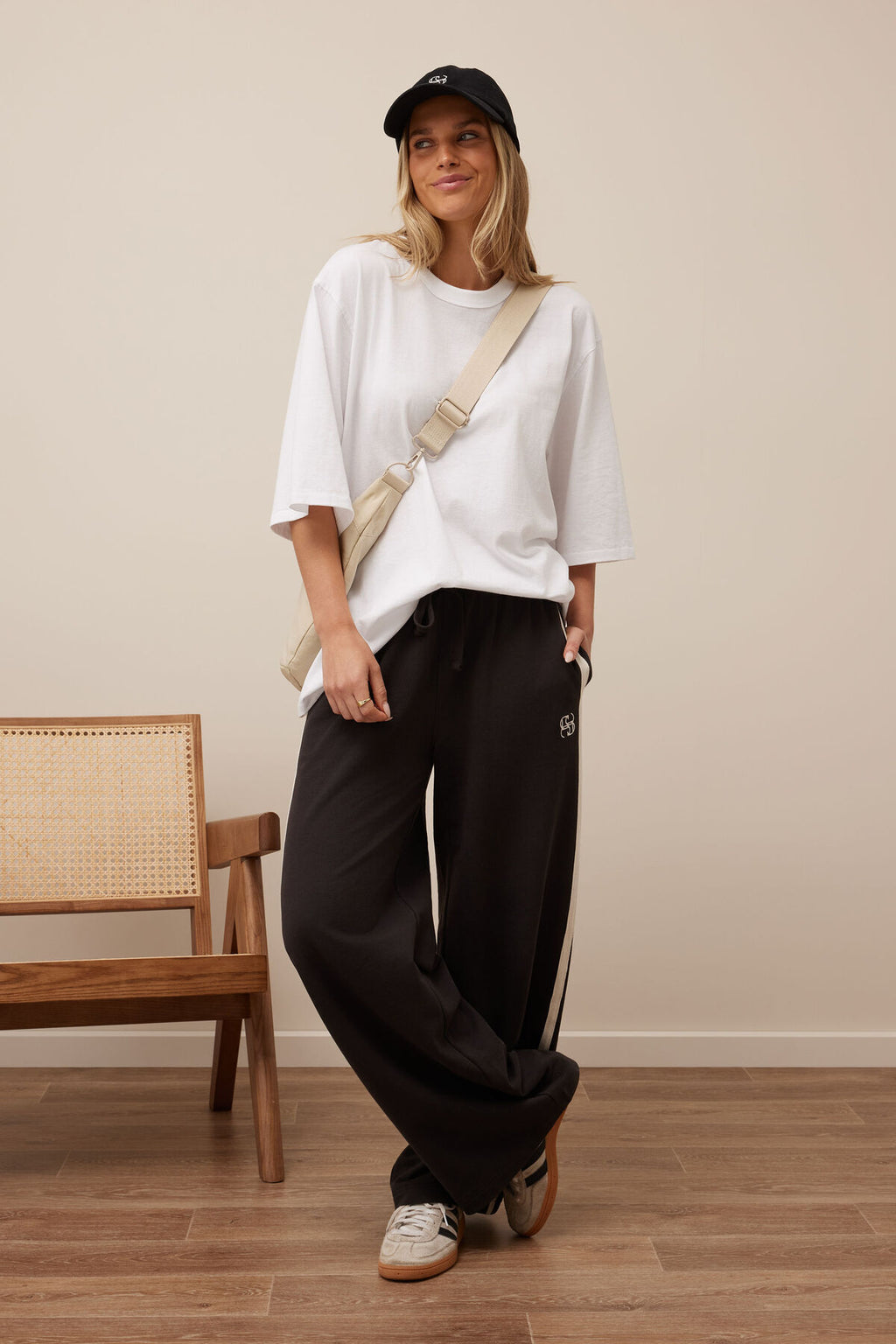 Gigi Wide Leg Terry Trackpant | Phantom Side Stripe