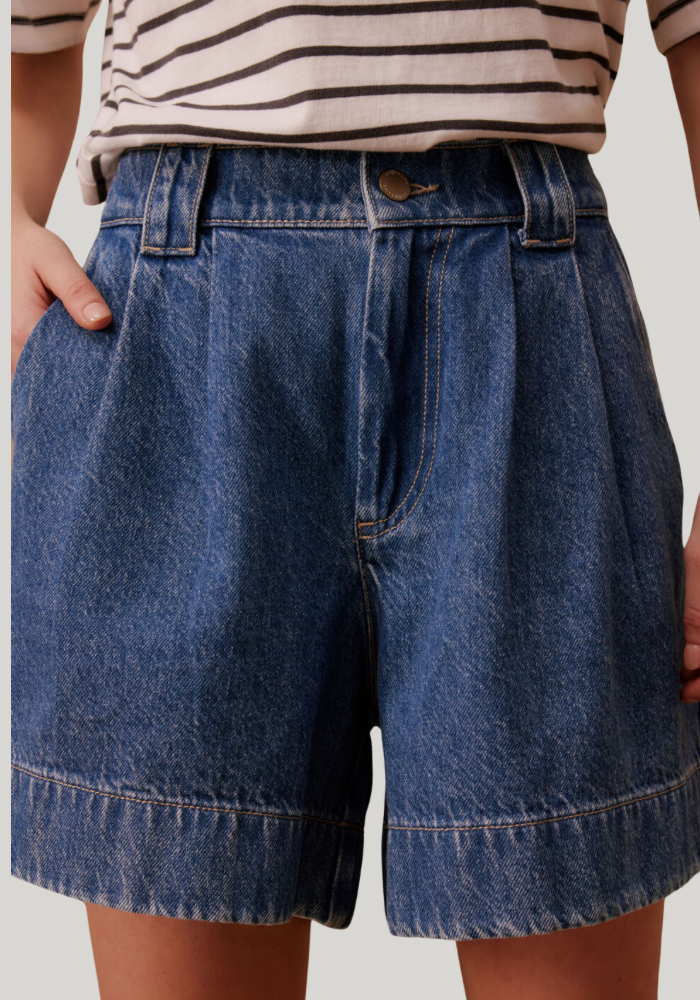 Billie Pleat Front Short - Indigo
