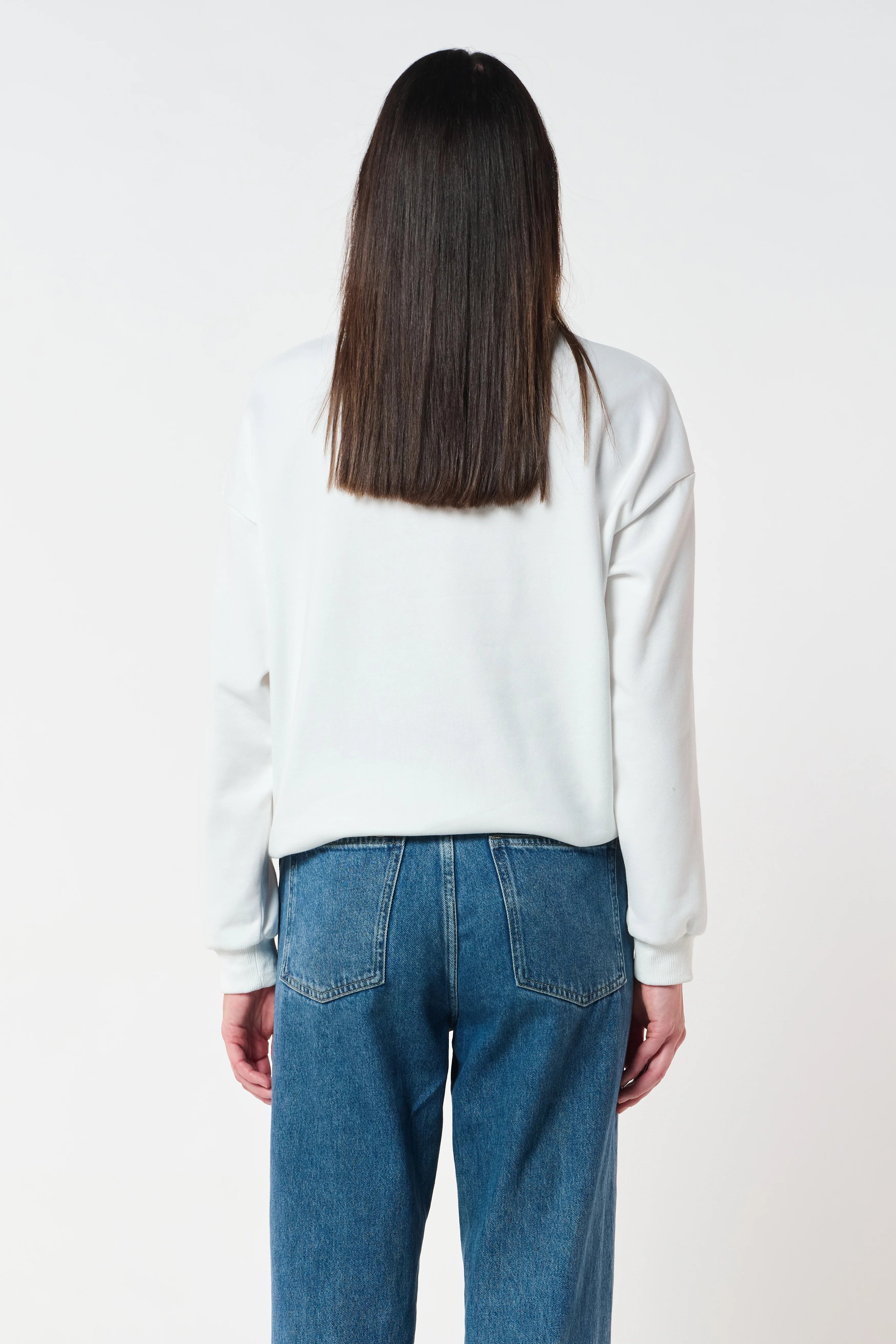 Apero Curvature Panel Jumper
