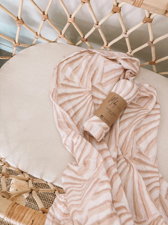 Milky Design Wrap