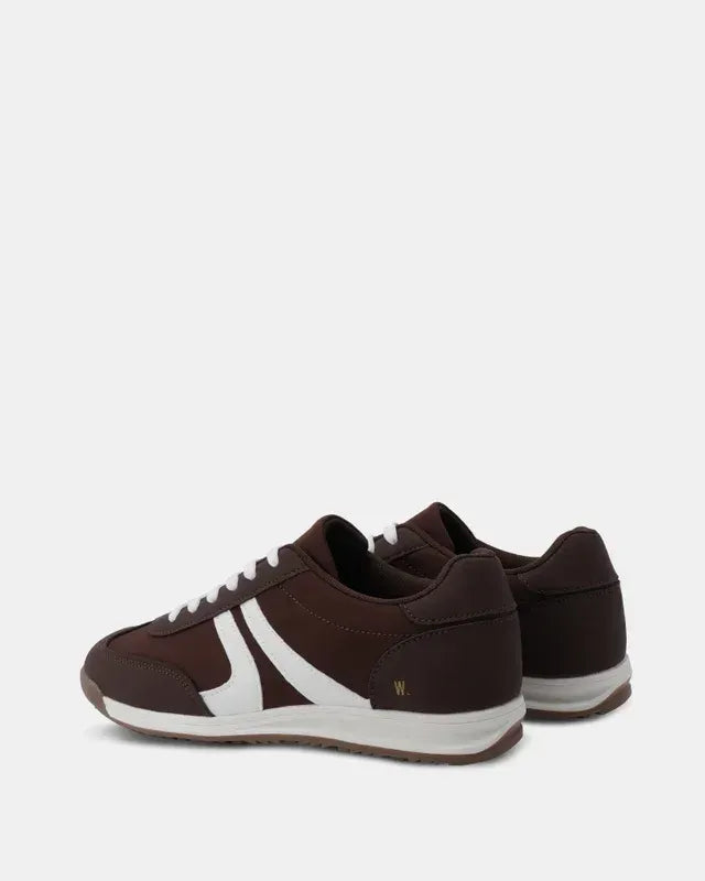 Astral Sneaker | Chocolate
