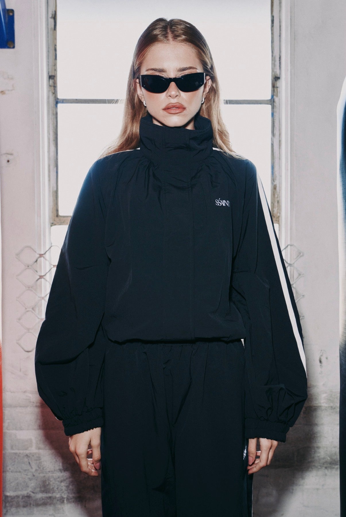 Fight Night Zip Windbreaker | Black