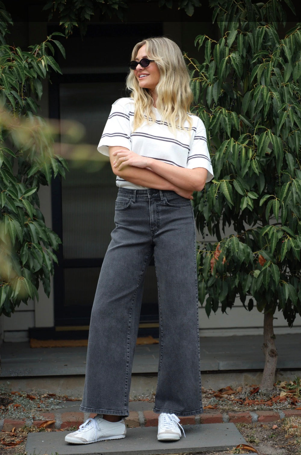 Core Wide Leg Jean | Washed Black