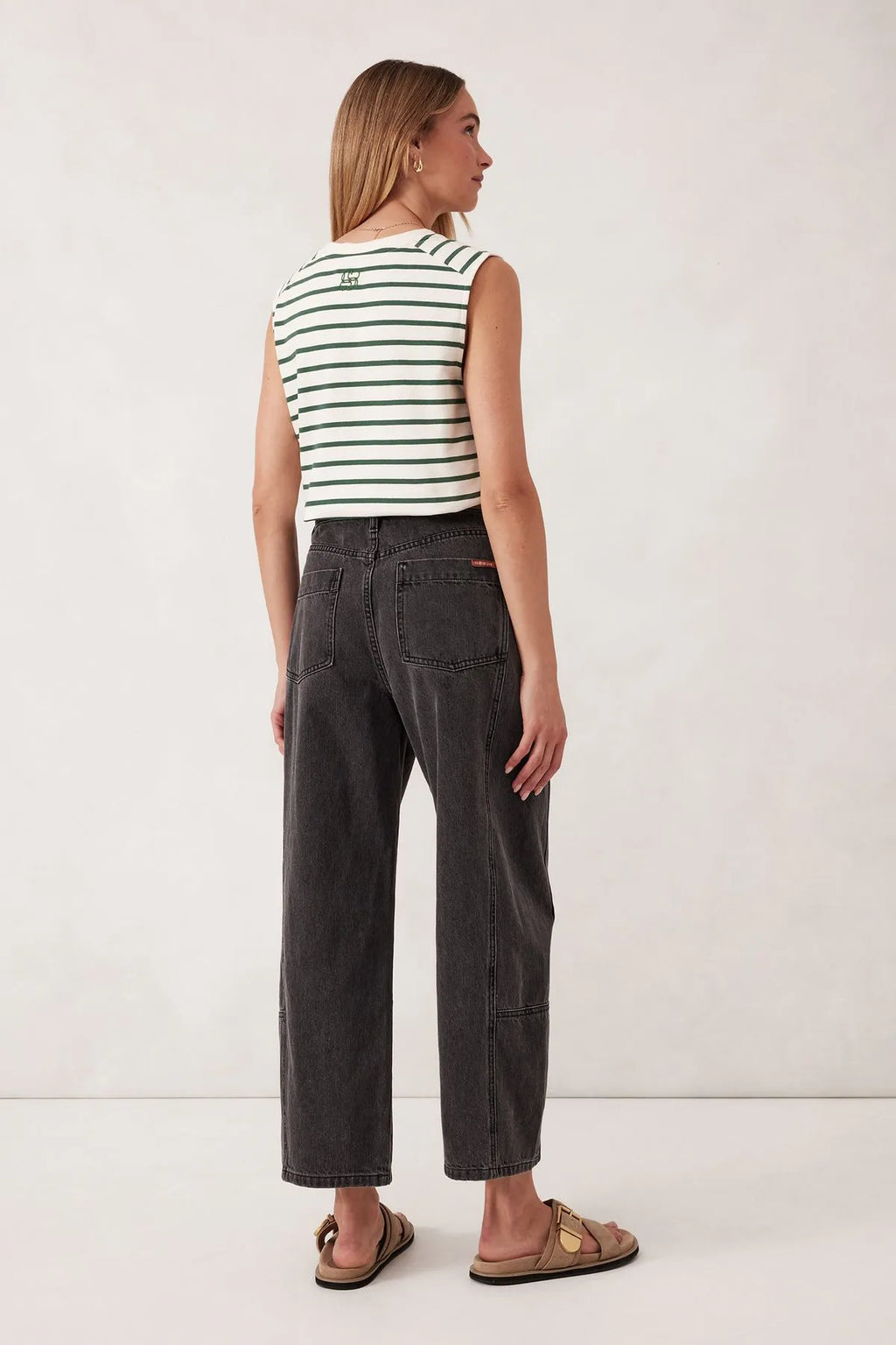 DARTED BARREL JEAN