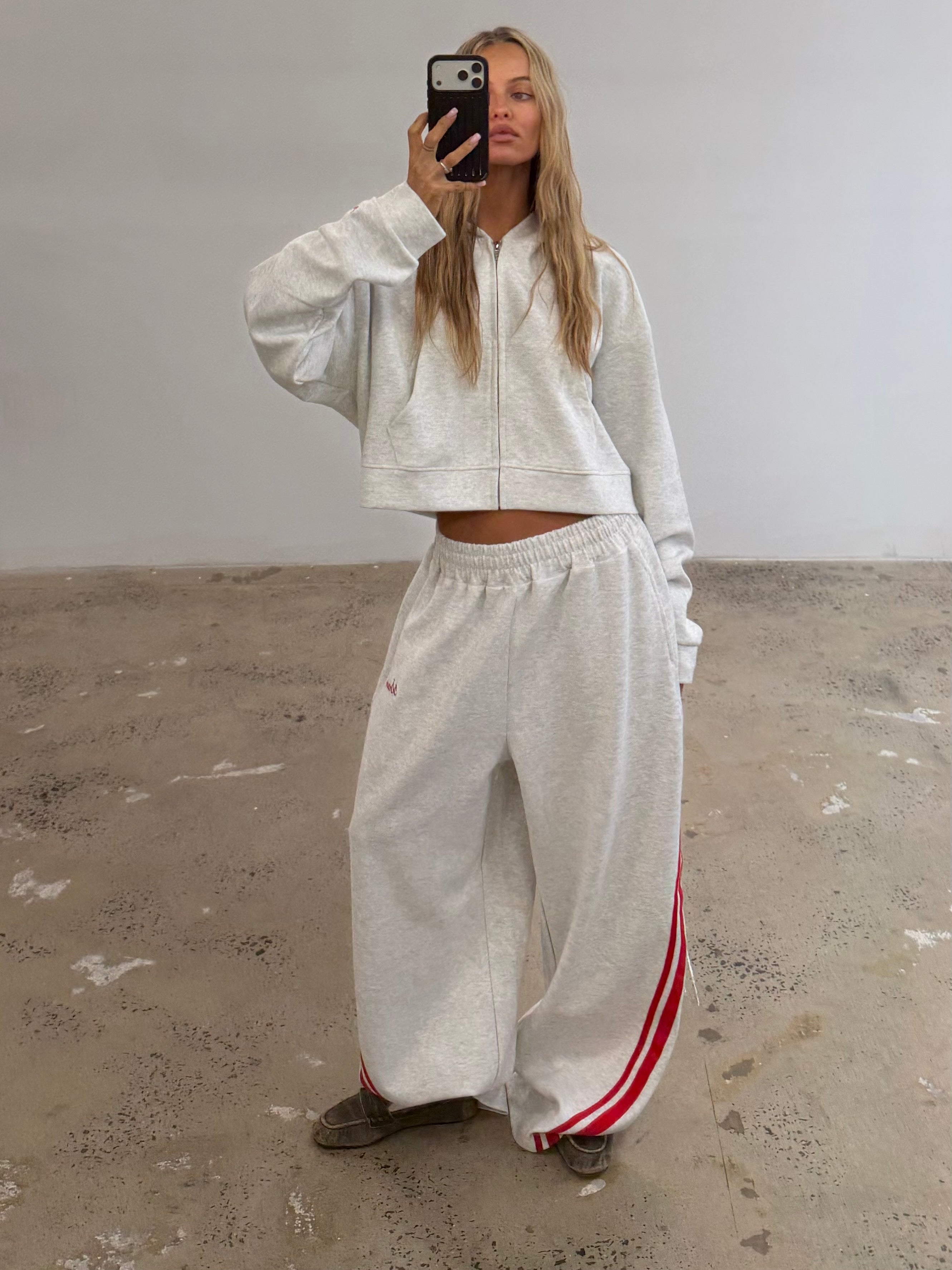 Cropped Hoodie Grey/Red