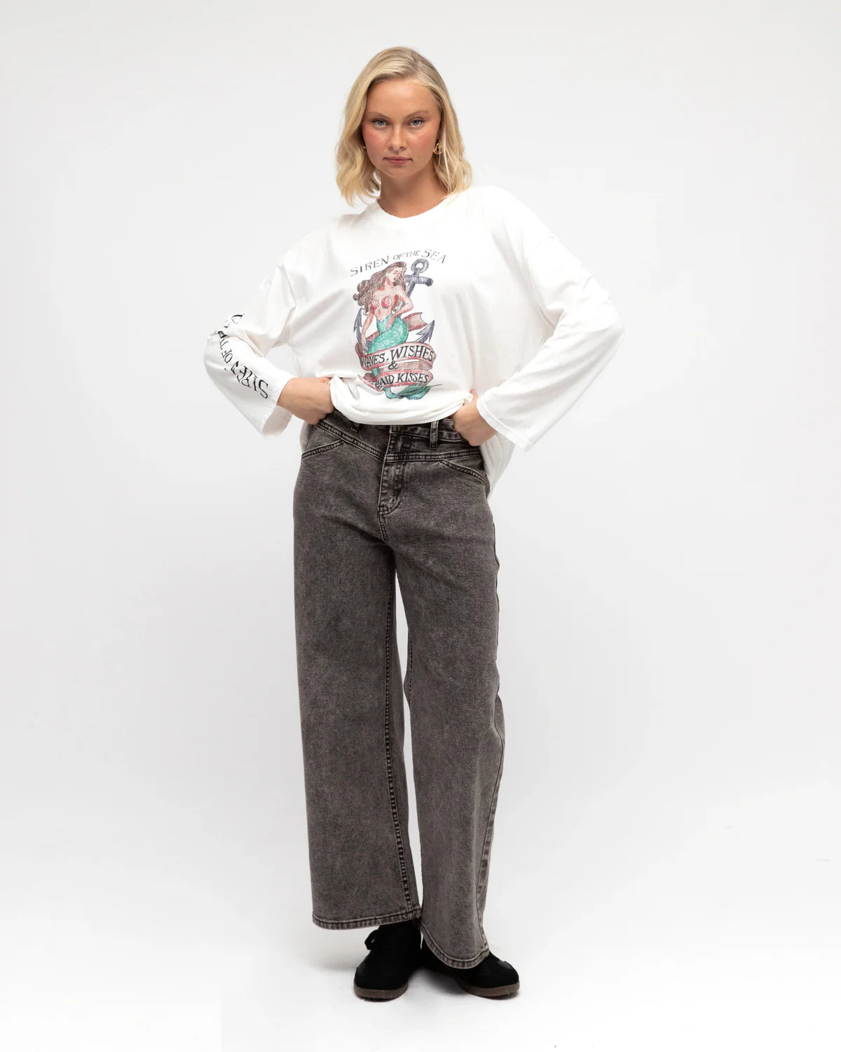 Siren Tee