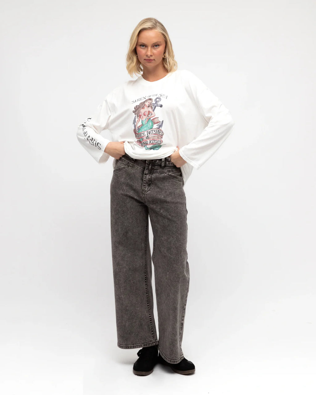 Siren Tee