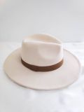 Lia Hat