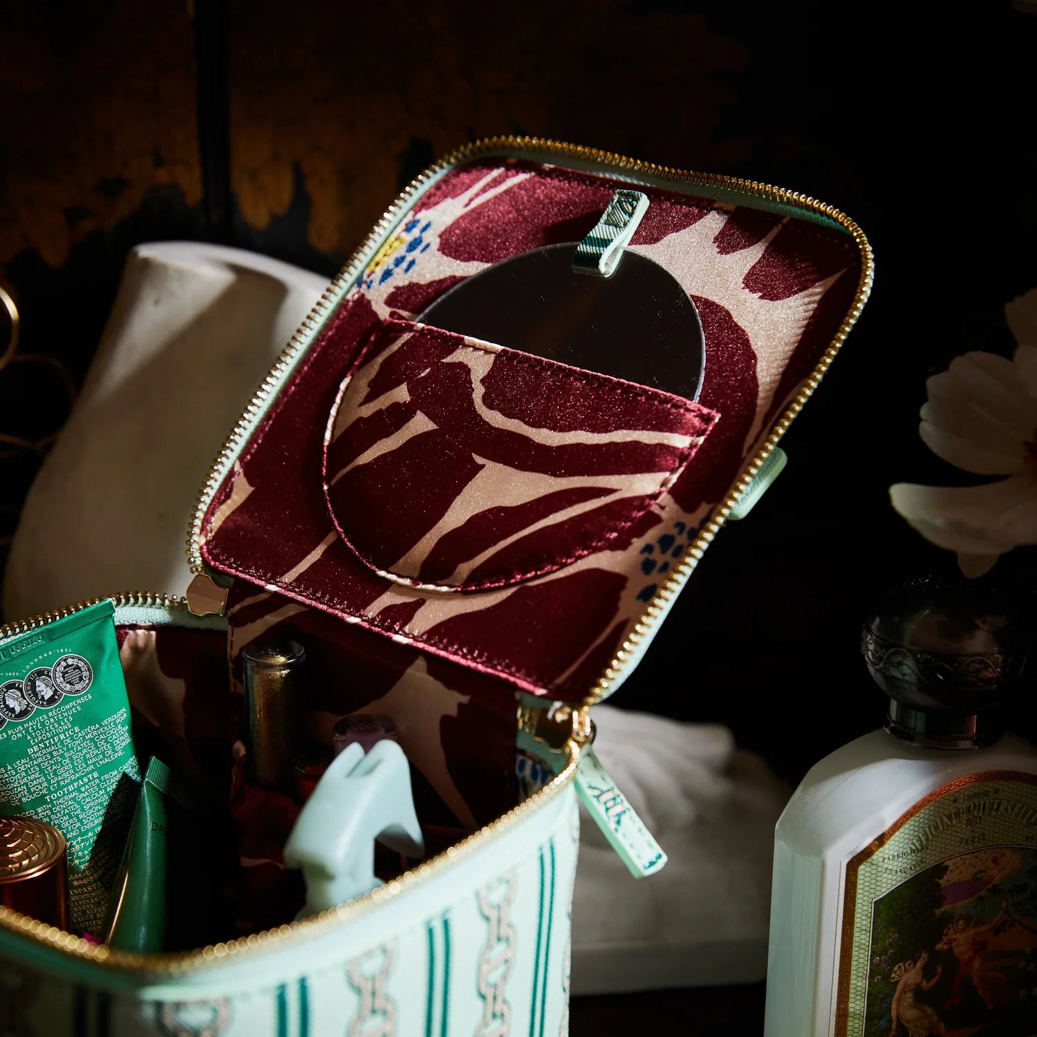 Acadia Cosmetic Case