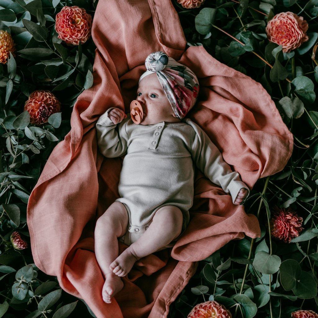 Pop Ya Tot Swaddles