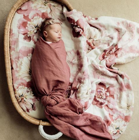 Pop Ya Tot Swaddles
